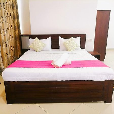 Ocean Villa Den Galle Bagian luar foto