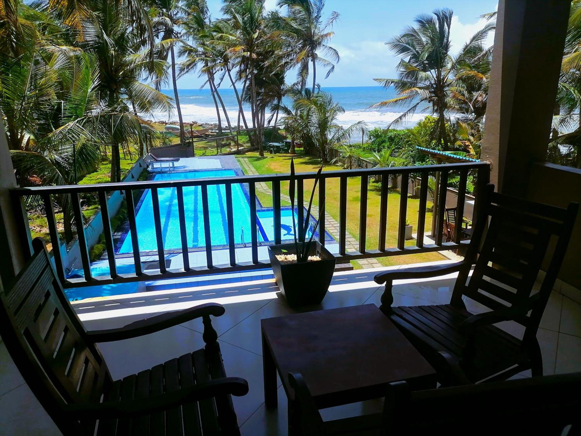 Ocean Villa Den Galle Bagian luar foto