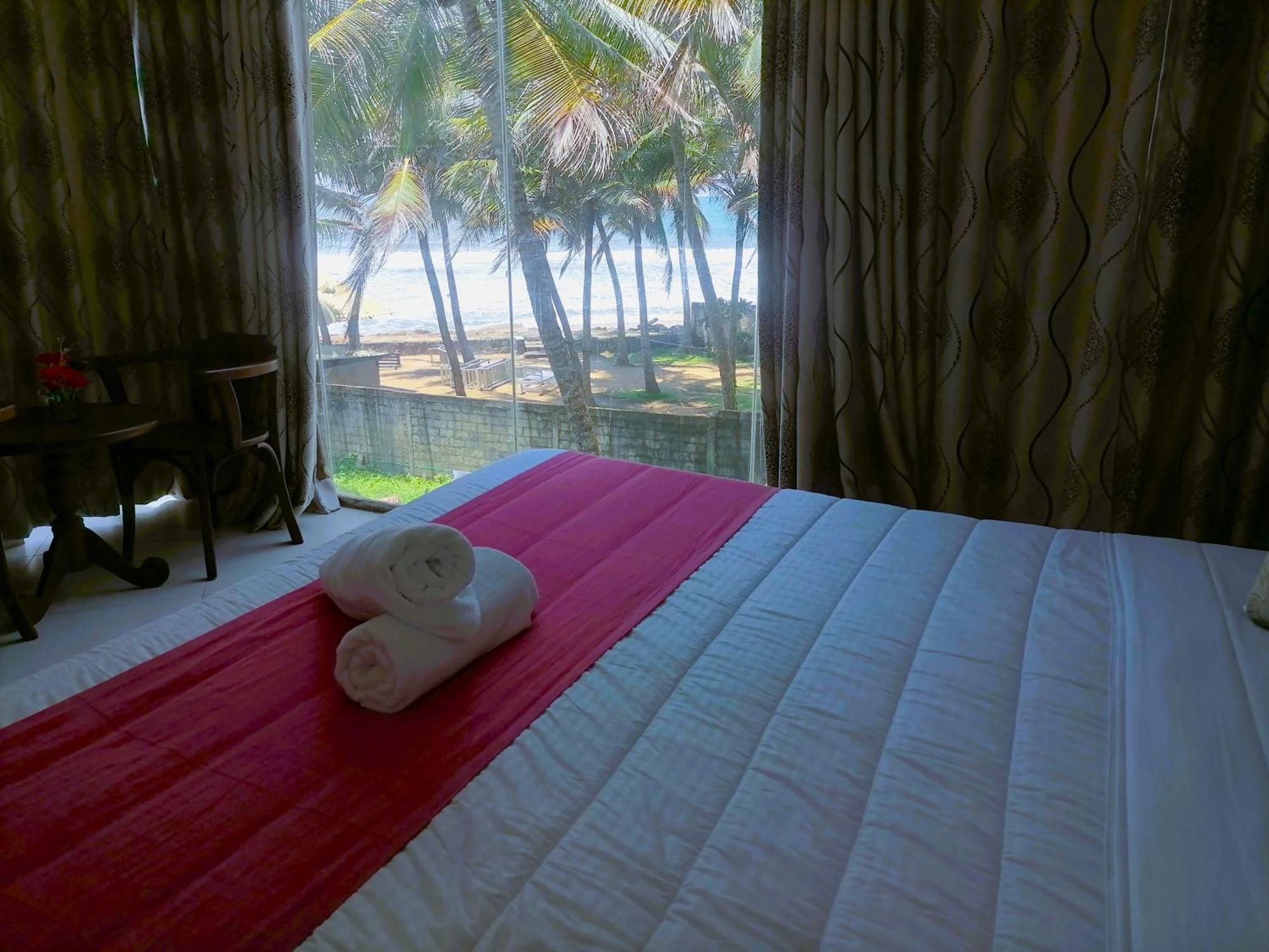 Ocean Villa Den Galle Bagian luar foto