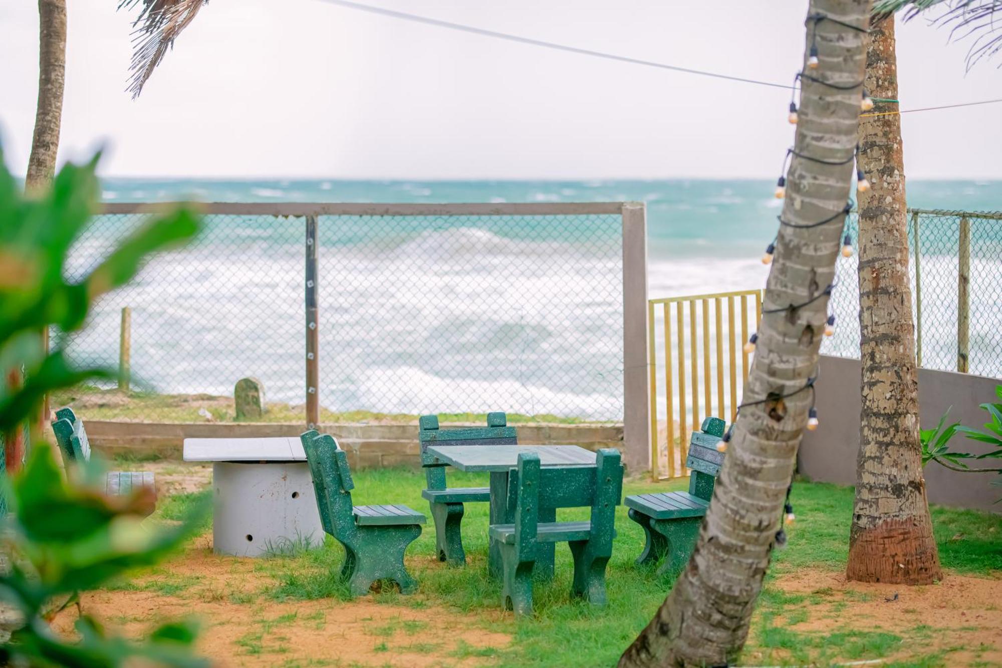 Ocean Villa Den Galle Bagian luar foto