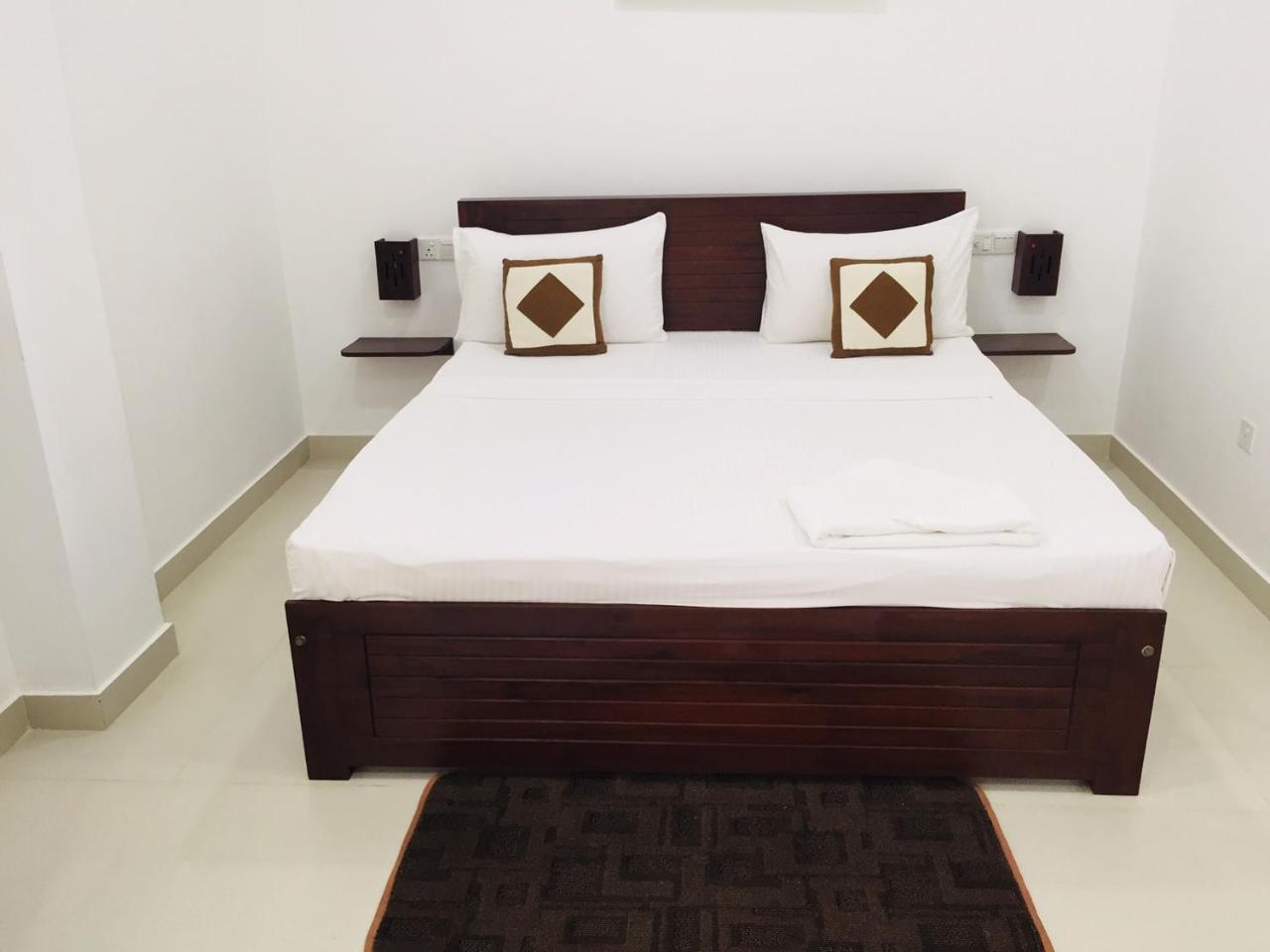 Ocean Villa Den Galle Bagian luar foto